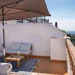 With Terrace And Rooftop In Costa 카사레스